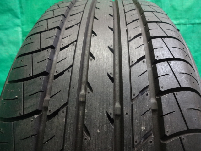 215 / 55R17●橫濱dB Decibel E70A四輪疣帶輪W●W 52    原文:215/55R17●ヨコハマ dB デシベル E70A 中古イボ付タイヤ4本●ウ52