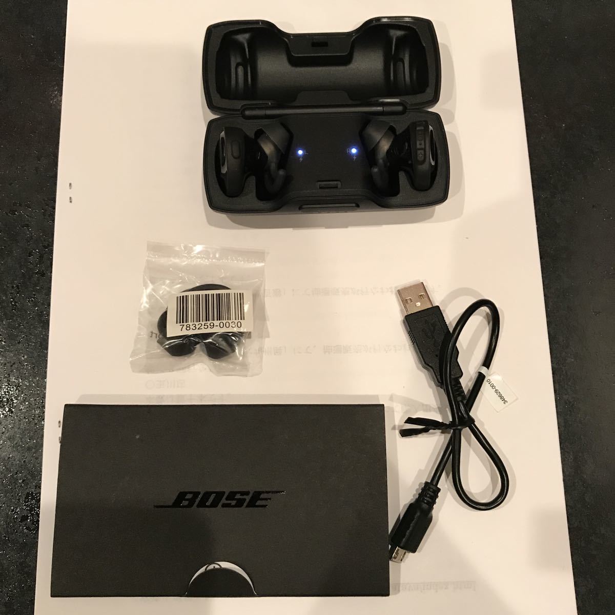 1日元售完BOSE soundport免費無線完整無線左右獨立左側藍牙通信三重黑色耳機三重黑色 原文:1円売り切り BOSE soundsport Free wireless 完全ワイヤレス 左右独立型 Bluetooth対応 triple black イヤフォン トリプルブラック