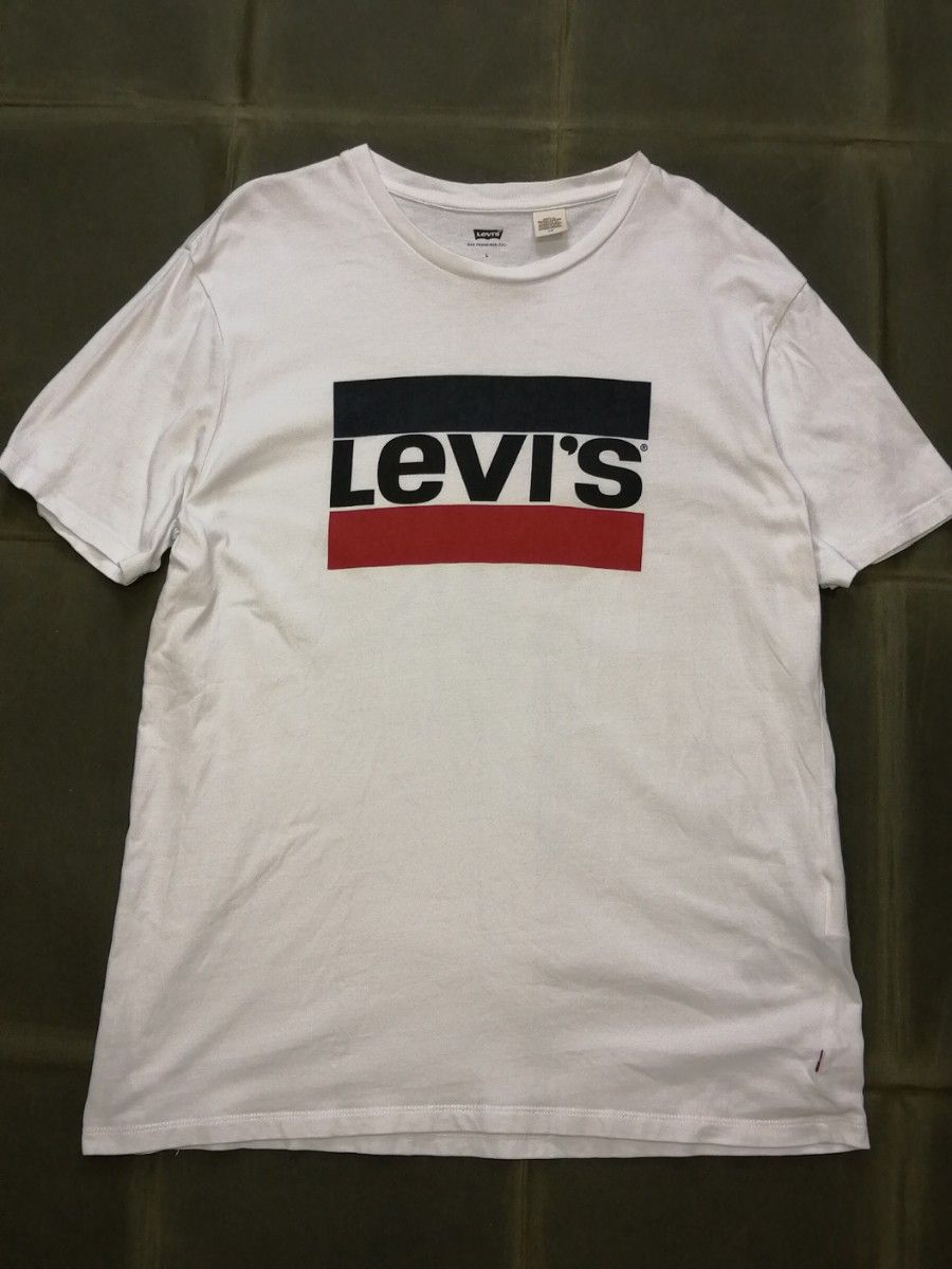 Levi's　Lサイズ　ロゴプリントTシャツ　ホワイト