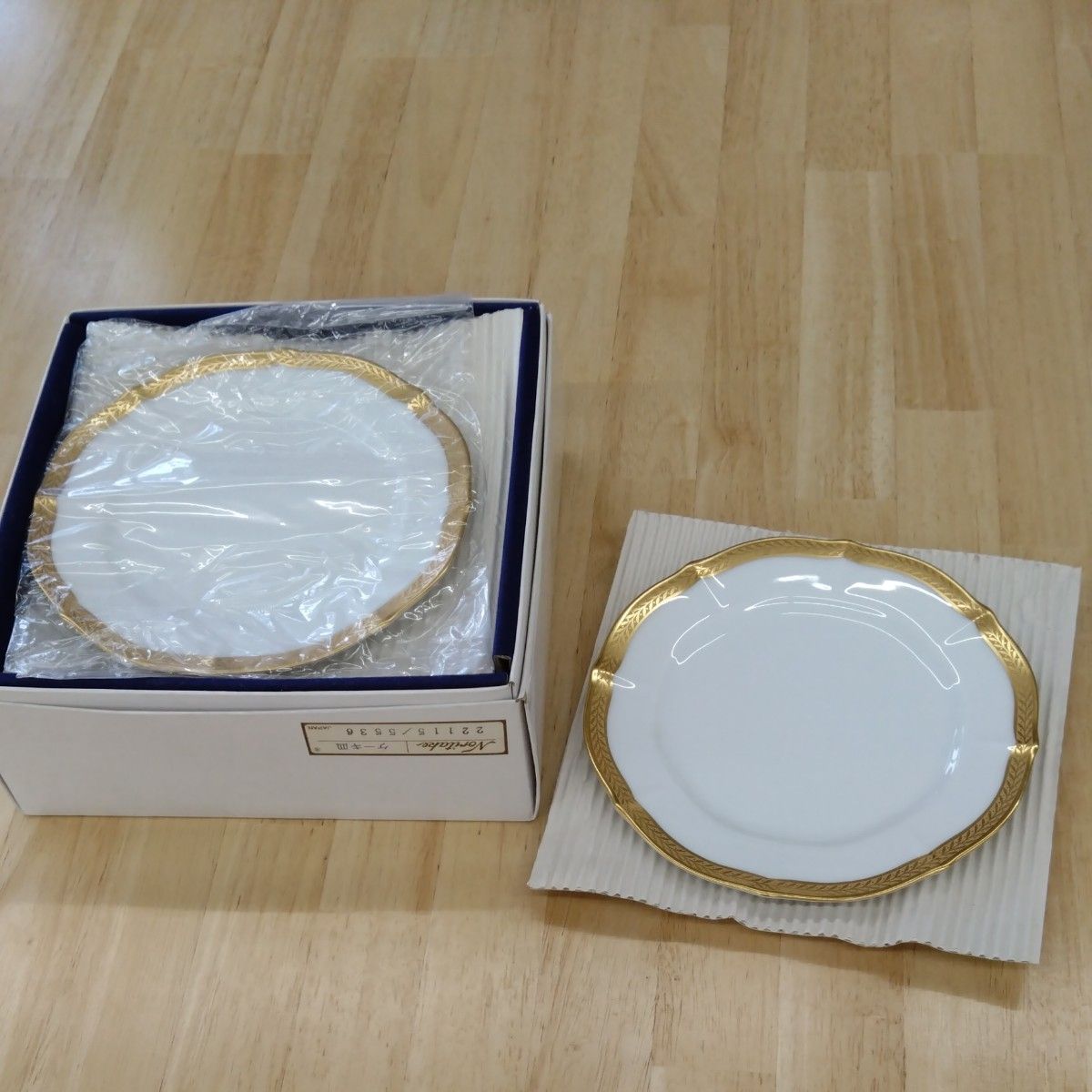 ノリタケ Noritake ダイヤモンドコレクション ケーキ皿6枚セット 金縁