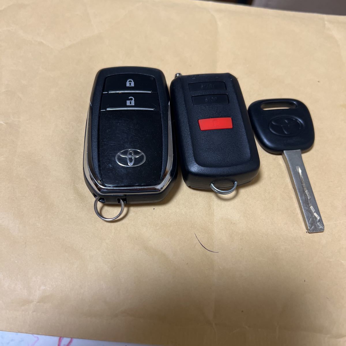 送料無料 現行ハイラックス HILUX GUN125 スマートキー トヨタ 送料無料 現行ハイラックス HILUX GUN125 スマートキー トヨタ