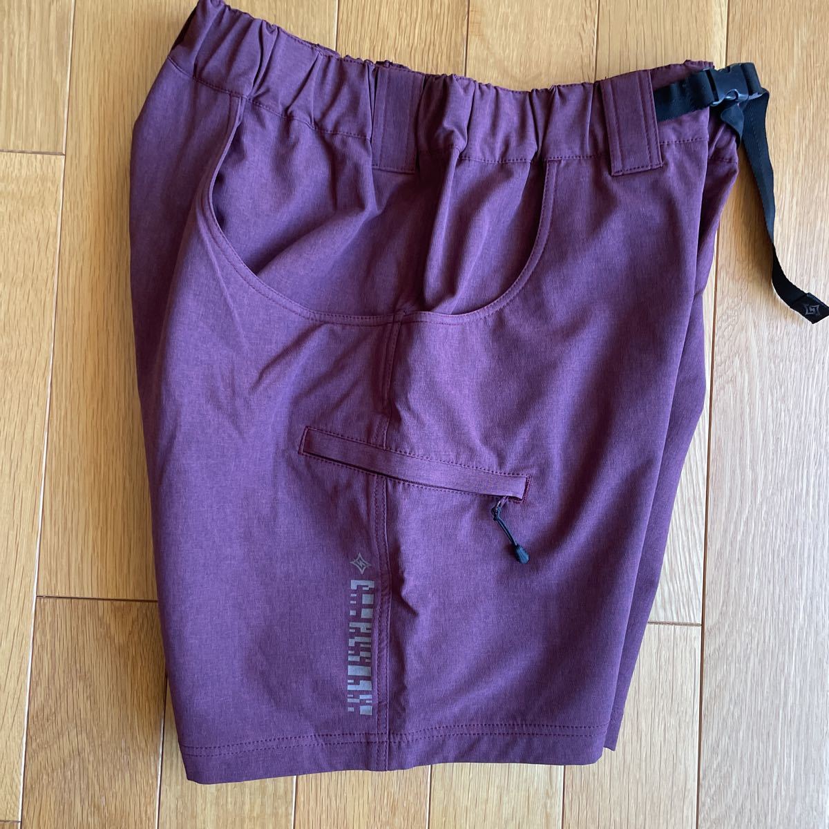 TAKEO KIKUCHI SPORTS ショートパンツ 半ズボン ボルドー サンプル品 サイズLの画像4
