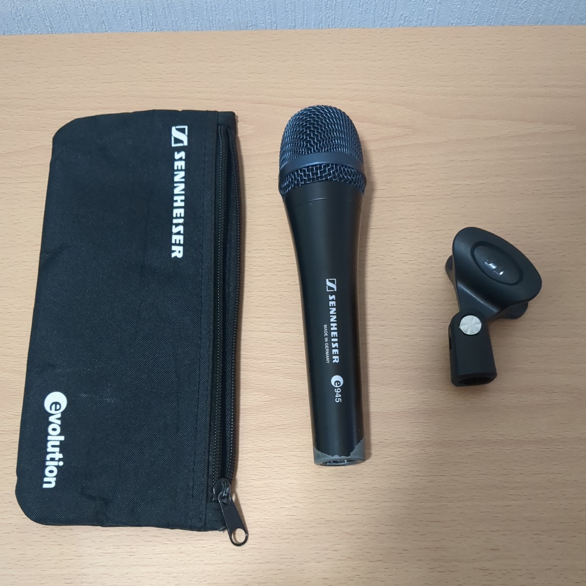 SENNHEISER  マイクケース