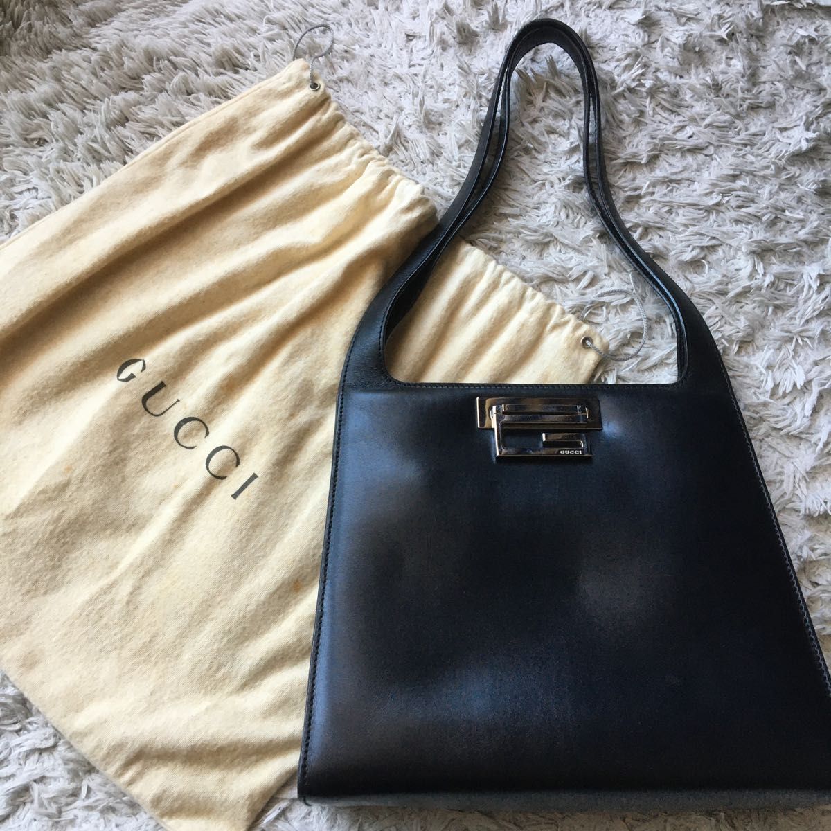 GUCCI 本革バッグ-