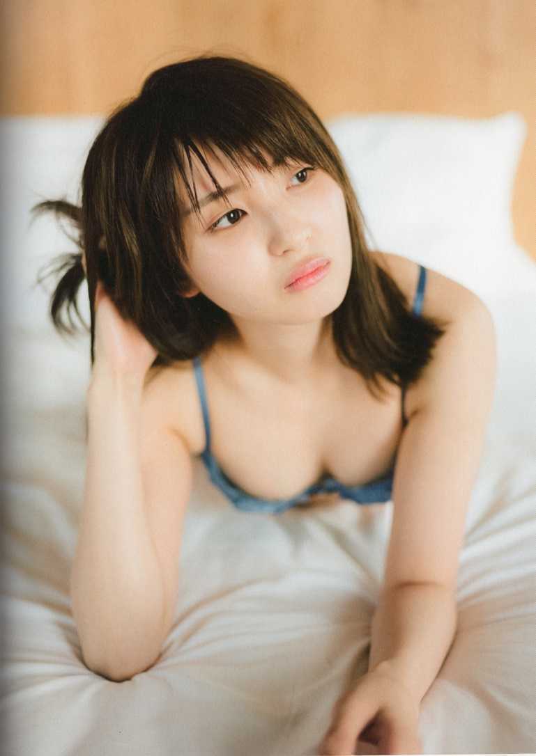 匿名発送!！ 井上小百合 写真集 存在 乃木坂46の画像6