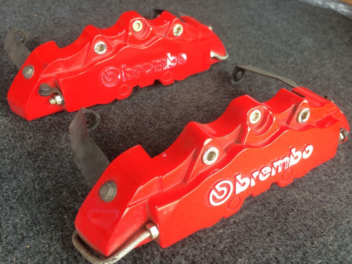 Brembo brembo剎車卡鉗罩採用Hiace 200系列 原文:ブレンボ brembo ブレーキキャリパーカバー ハイエース200系で使用