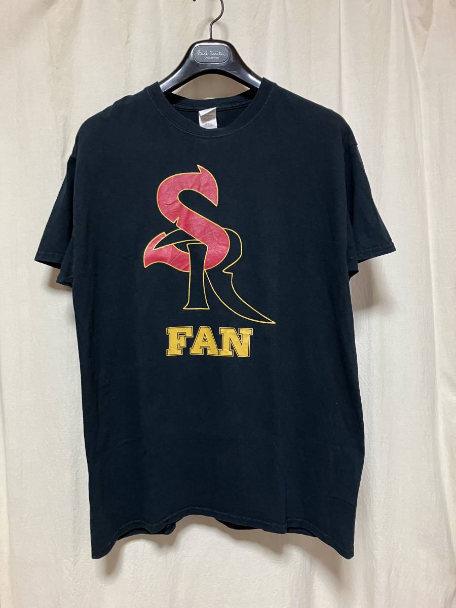 SR FAN CHRYSLER JEEP DODGE RAM GETSURPRISEDAZ.COM Larry H. Miller クラスラージープ ダッジラム プリントTシャツ 黒 L 中古品 _画像2