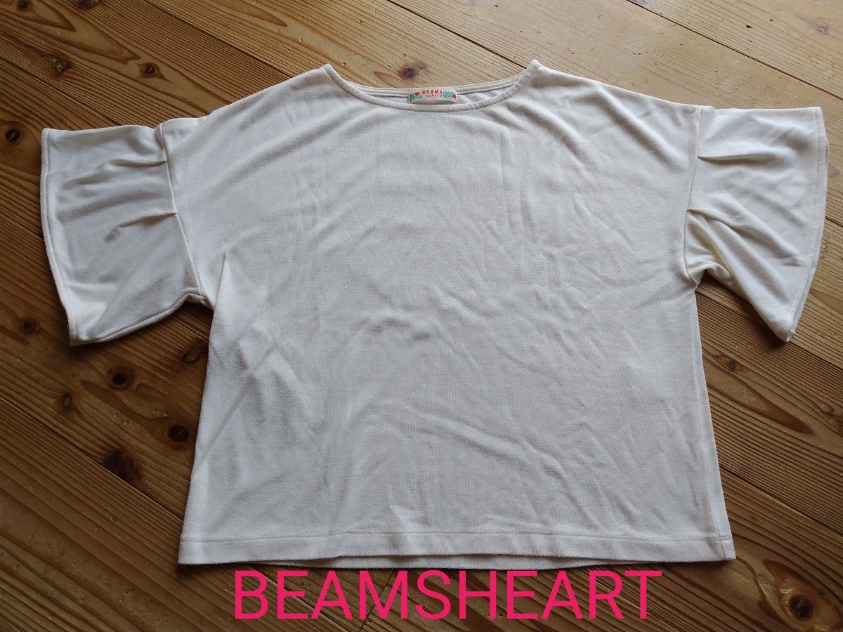 BEAMSHEARTフレア袖トップス　ビームスハート半袖Tシャツ