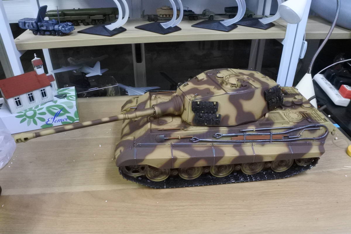 2070 トロ IS3888-C1 1/16ヘンシェルキングタイガー メタル版 2070 トロ IS3888-C1 1/16ヘンシェルキングタイガー メタル版
