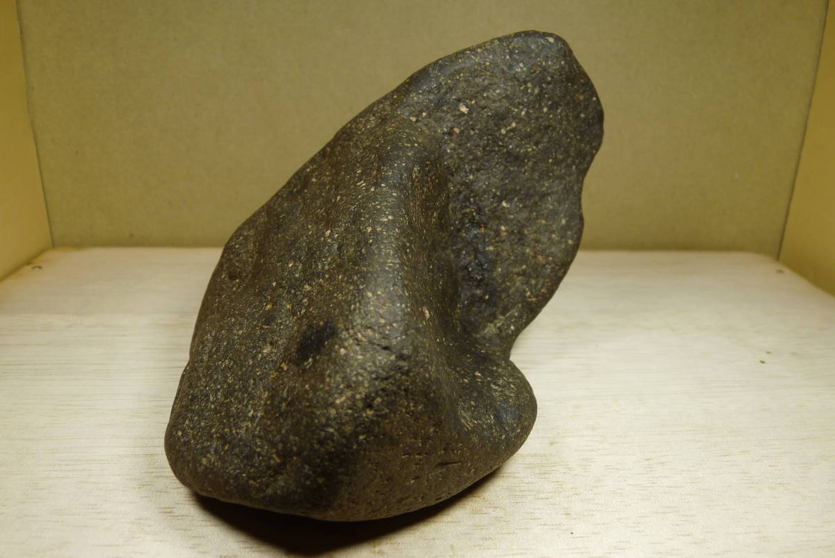  suiseki st,.. stone, weight 893 gram, bonsai. .., tray stone, appreciation stone, nature stone, objet d'art, ornament, decoration, beautiful stone, raw ore 