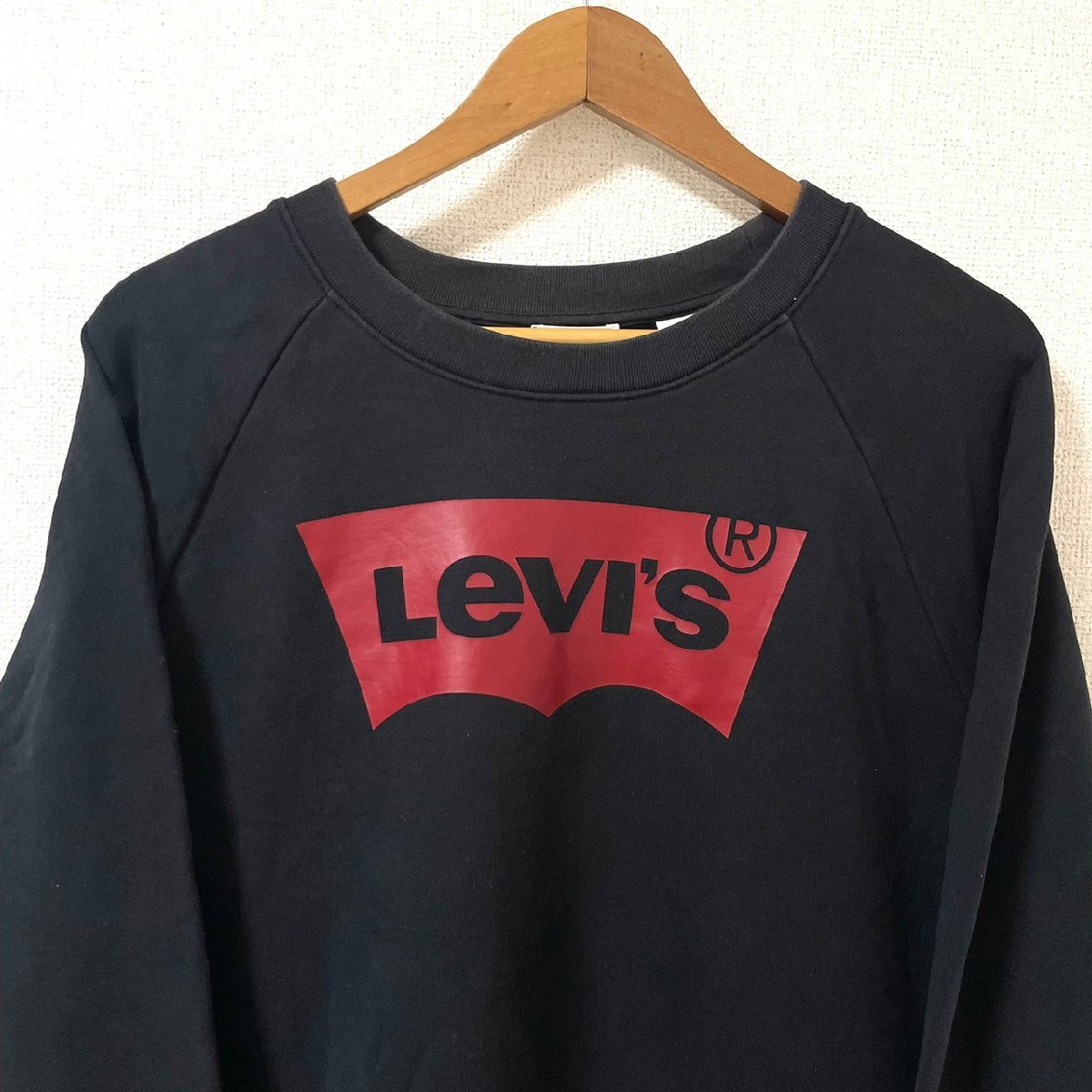 (^w^)b リーバイス スウェット プルオーバー トレーナー 黒 Levi’s スモールE ビッグ プリント ラグランスリーブ 赤タブ M 7313EE_画像3