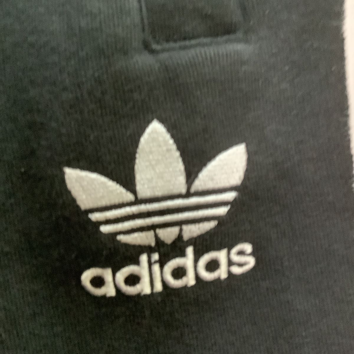 アディダス adidas ハーフパンツ 半ズボン　パンツ