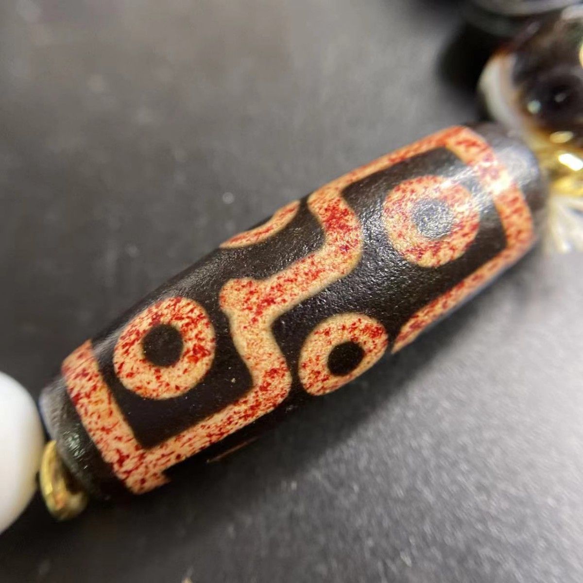 天然 結晶質 縞瑪瑙二眼天珠 線天珠 羊眼 天眼石x高油包漿 辰砂 天然 結晶質 縞瑪瑙二眼天珠 線天珠 羊眼 天眼石x高油包漿 辰砂