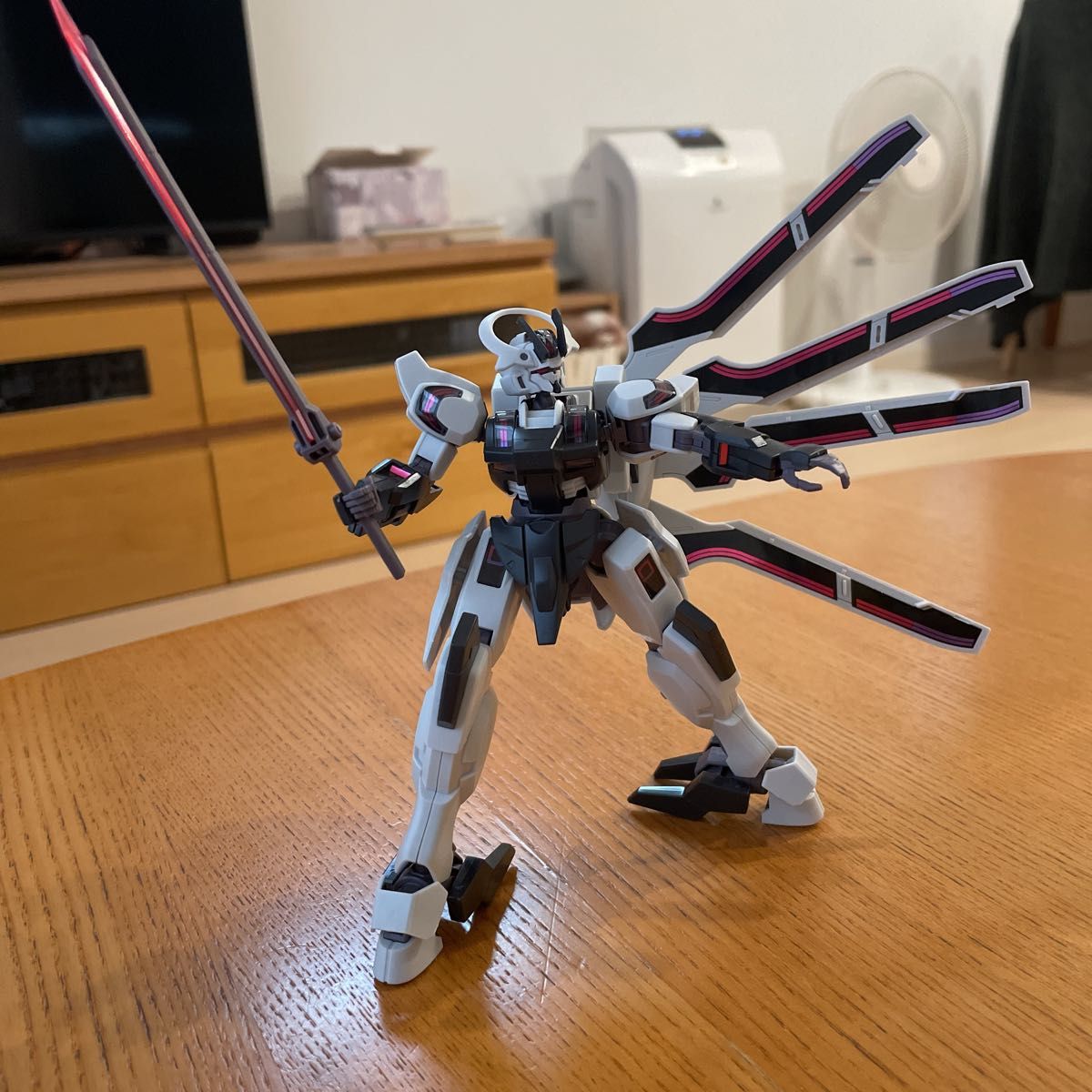 機動戦士ガンダム水星の魔女HG 1/144 シュバルゼッテ完成品 機動戦士ガンダム水星の魔女HG 1/144 シュバルゼッテ完成品