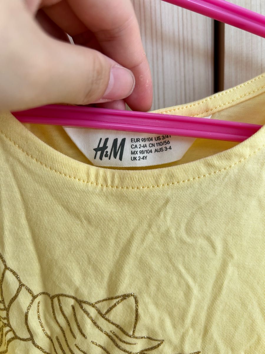 H&M ノースリーブ　タンクトップ　袖フリル　ユニコーン　黄色　かわいい　110