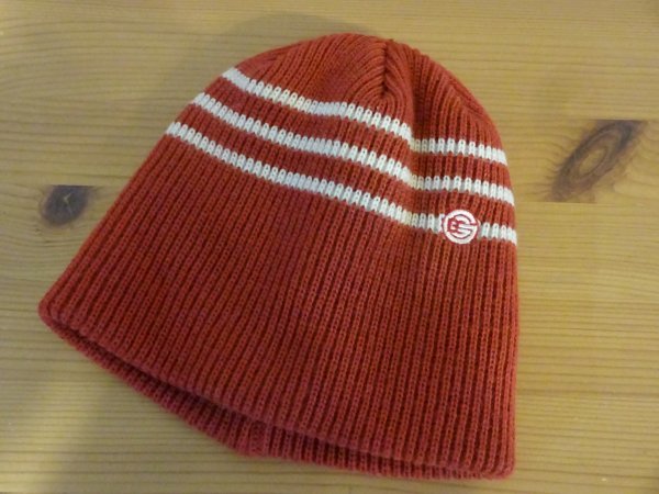 〓BG〓男女兼用　ニット帽　赤色キャップ　サイズ５６cm〜５８cm　キャップ　帽子　編み込みハット　日本製_画像5