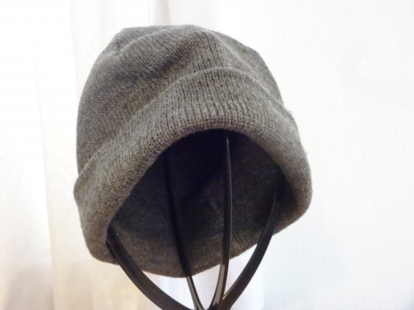 ・IGNIO・メンズ・レディース　スタイルハット 灰色帽子　ニット帽　サイズ５６cm〜５９cm　キャップ　帽子_画像2