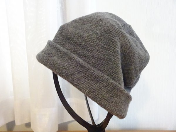 ・IGNIO・メンズ・レディース　スタイルハット 灰色帽子　ニット帽　サイズ５６cm〜５９cm　キャップ　帽子_画像1