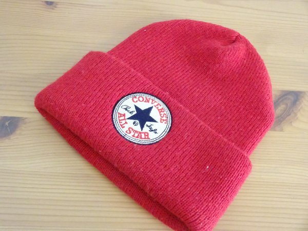 ・CONVERSE・キッズ帽子　コンバース　赤色帽子　ニット帽　サイズ５３cm〜５５cm　キャップ　帽子　栗原　韓国製_画像5