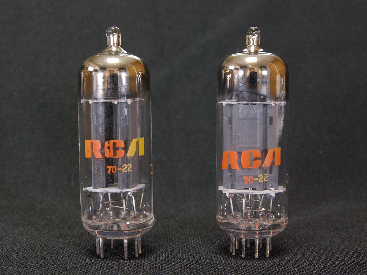 Yahoo!オークション - RCA 12BH7A 同一ロット NIB品ペア #2363 Yahoo!オークション - RCA 12BH7A 同一ロット NIB品ペア #2363