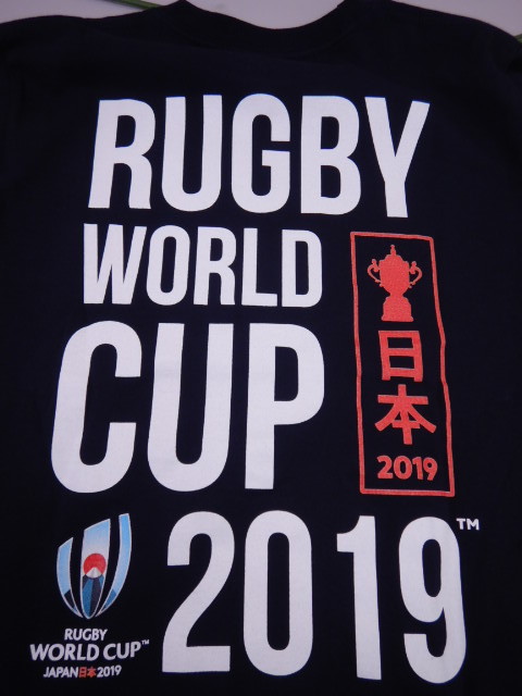 ラグビーワールドカップ 公式Tシャツ 日本代表 紺 背中に文字 レア商品