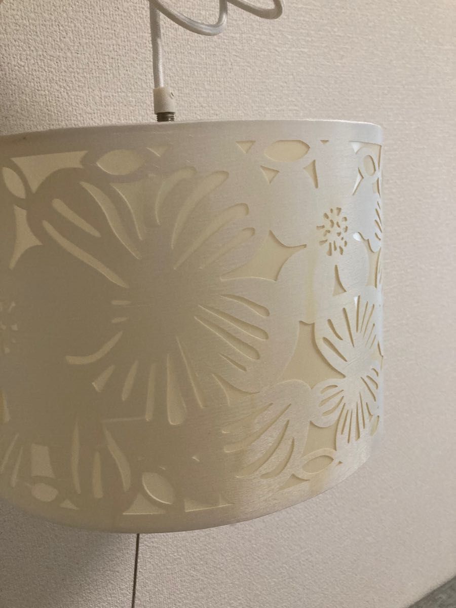 美品】ニトリペンダントライト白 花柄 天井照明 LED 吊り下げ|Yahoo 美品】ニトリペンダントライト白 花柄 天井照明 LED 吊り下げ|Yahoo