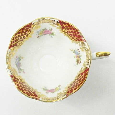 ロイヤルアルバート Royal Albert CATHERINE エンプレス シリーズ カップ&ソーサー 花柄 ティーカップ 食器 白 赤 ホワイト レッド 系_画像3