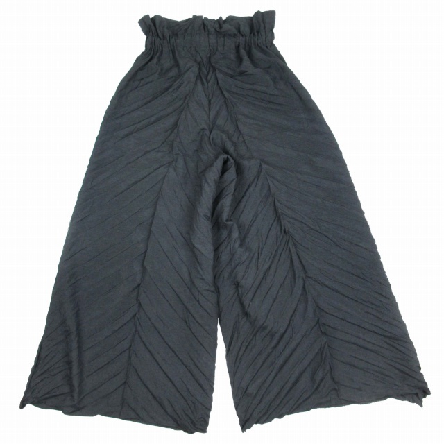 T-ポイント5倍】 ISSEY イッセイミヤケ 20SS 美品 MIYAKE HE7 ブラック
