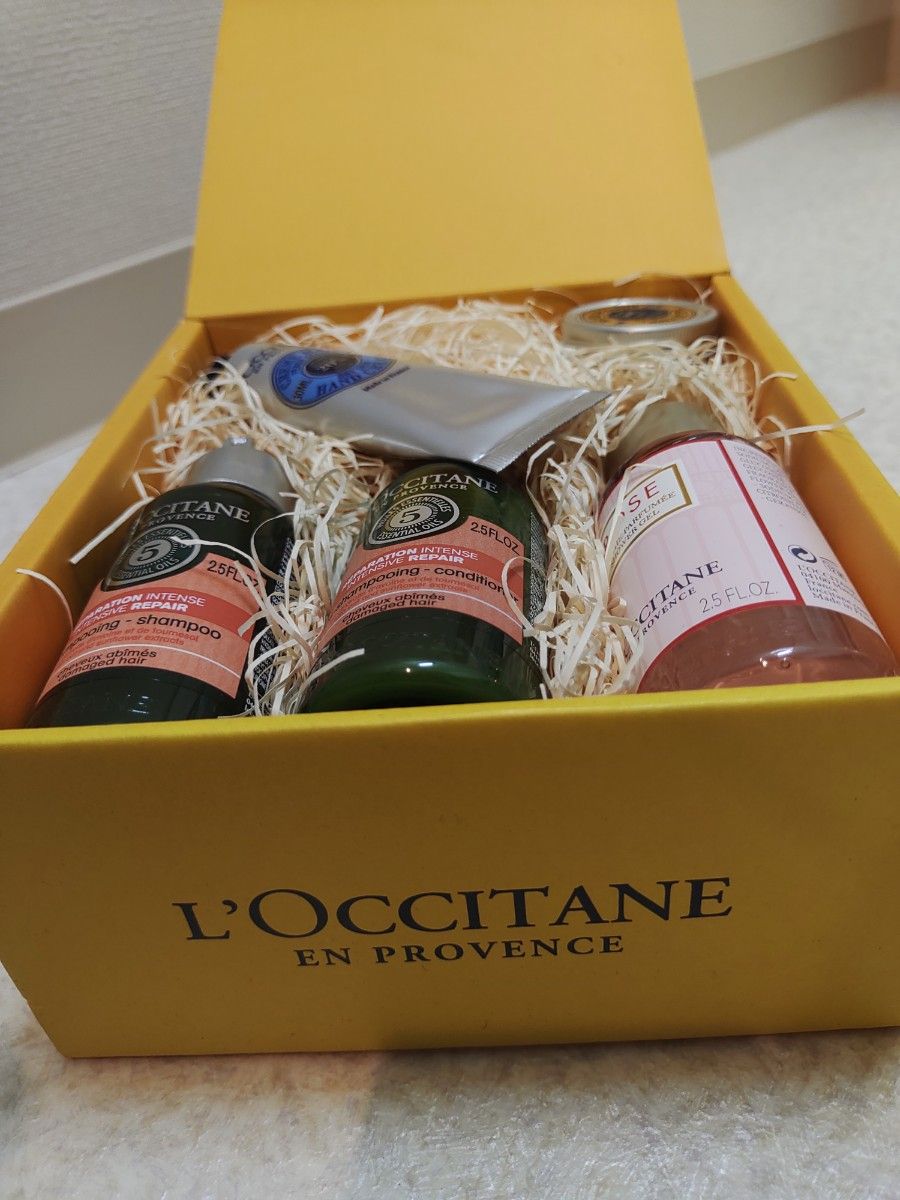 未使用品☆L'OCCITANE　ロクシタン　ギフトボックス