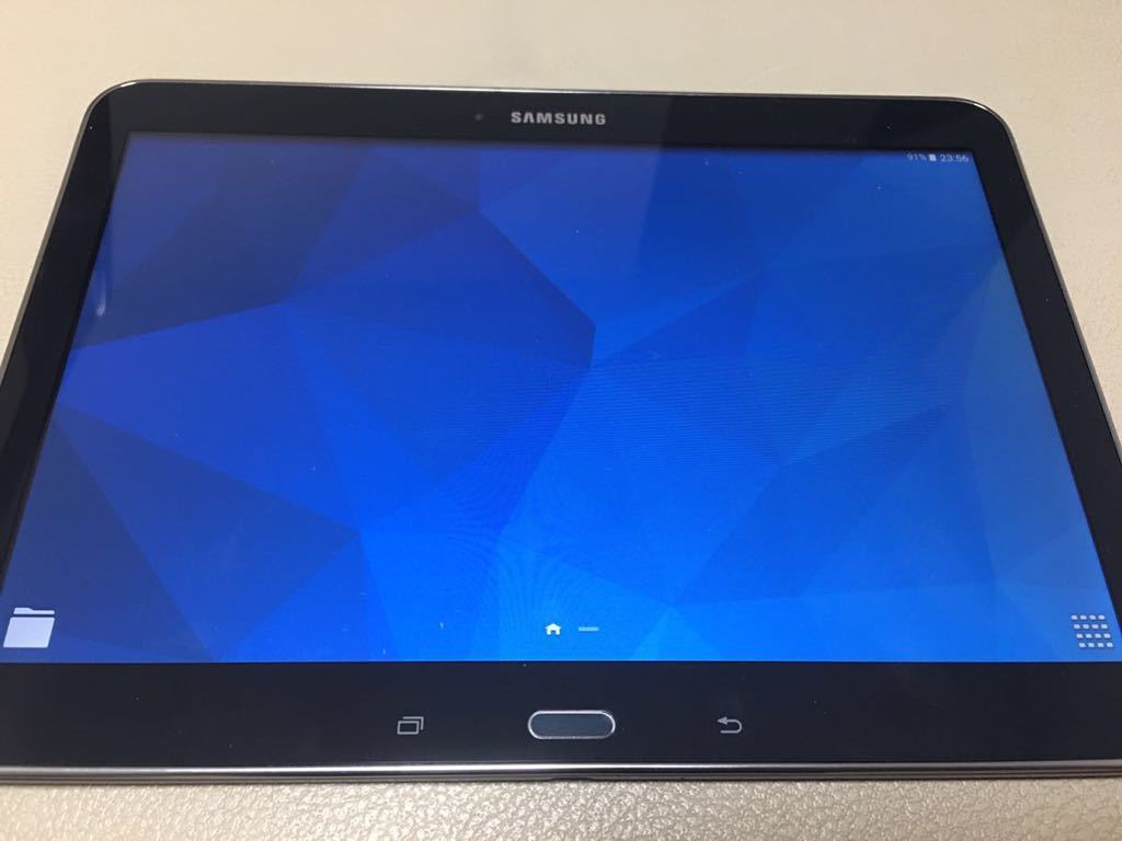 話題の人気 Samsung sm-t530nn 美品 現状品 英語版 本体