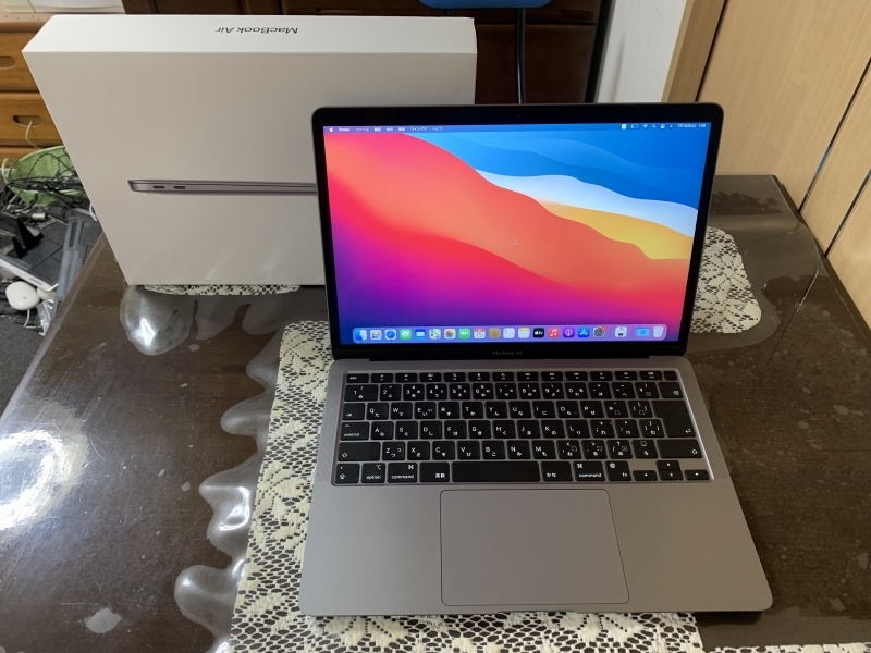 レア 極美品 Apple MacBook Air Retina A2337 2020 モデル M1/13.3