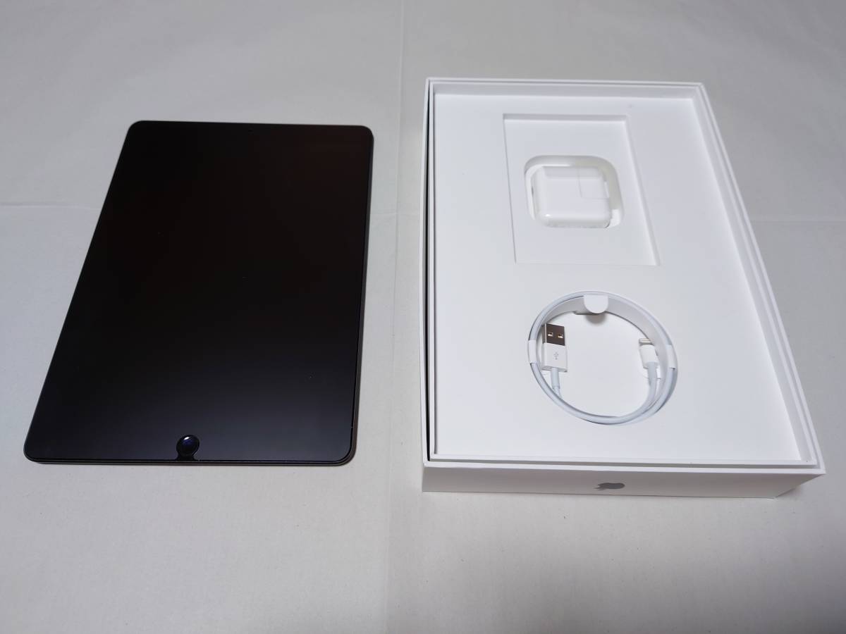 iPad Air (第3世代) 10.5インチ Wi-Fiモデル 64GB スペースグレイ