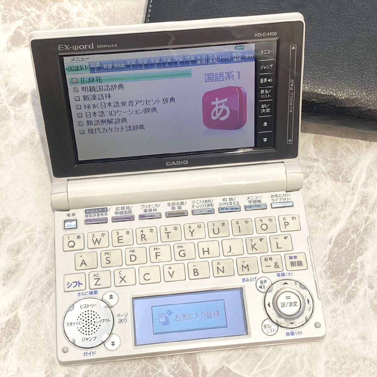 中古品 通電動作確認済 CASIO EX-word DATAPLUS 6 XD-D4800 カシオ エクスワード 電子辞書 タッチペン イヤフォン 人気 格安 激安 S1403_画像1