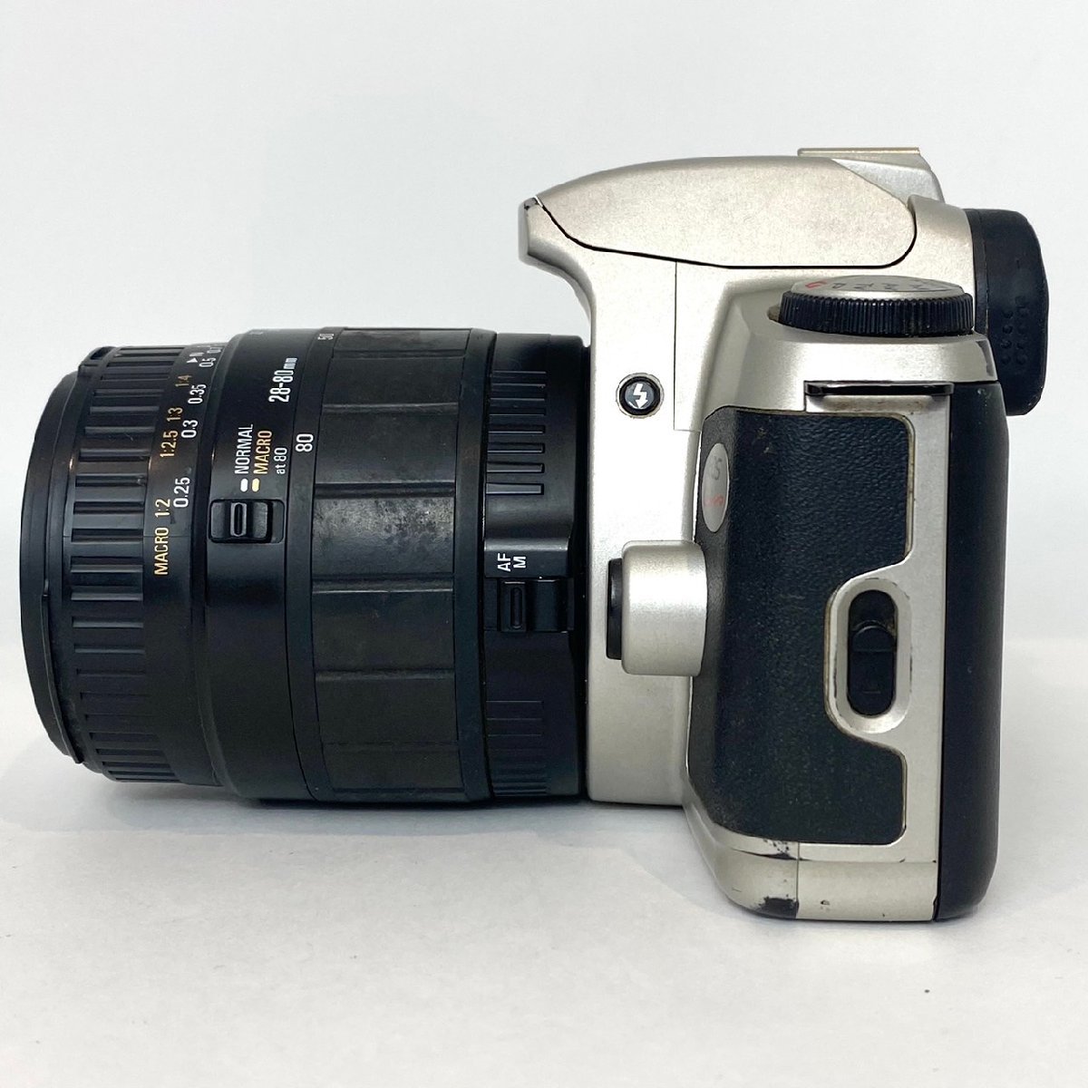 中古品 動作未確認 Canon EOS Kiss LENS SIGMA ZOOM 28-80㎜ 1:3.5-5.6 MACRO カメラレンズ 現状品お渡し レンズキャップ 部品取り S1563_画像4