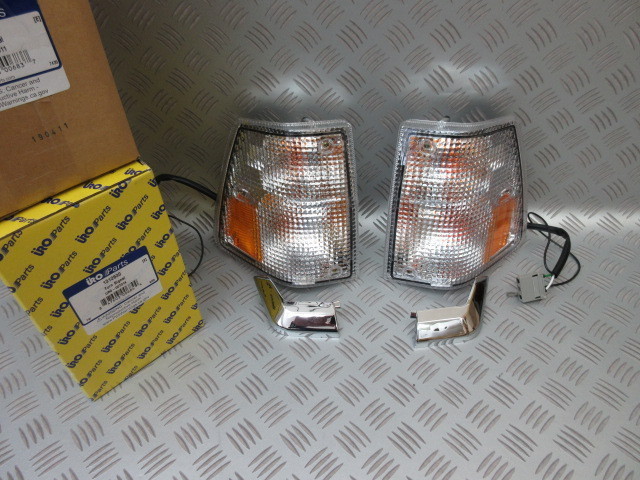 VOLVO240. front flasher corner lamp left right set! new goods unused! Volvo Sedan&Wagon! UROparts