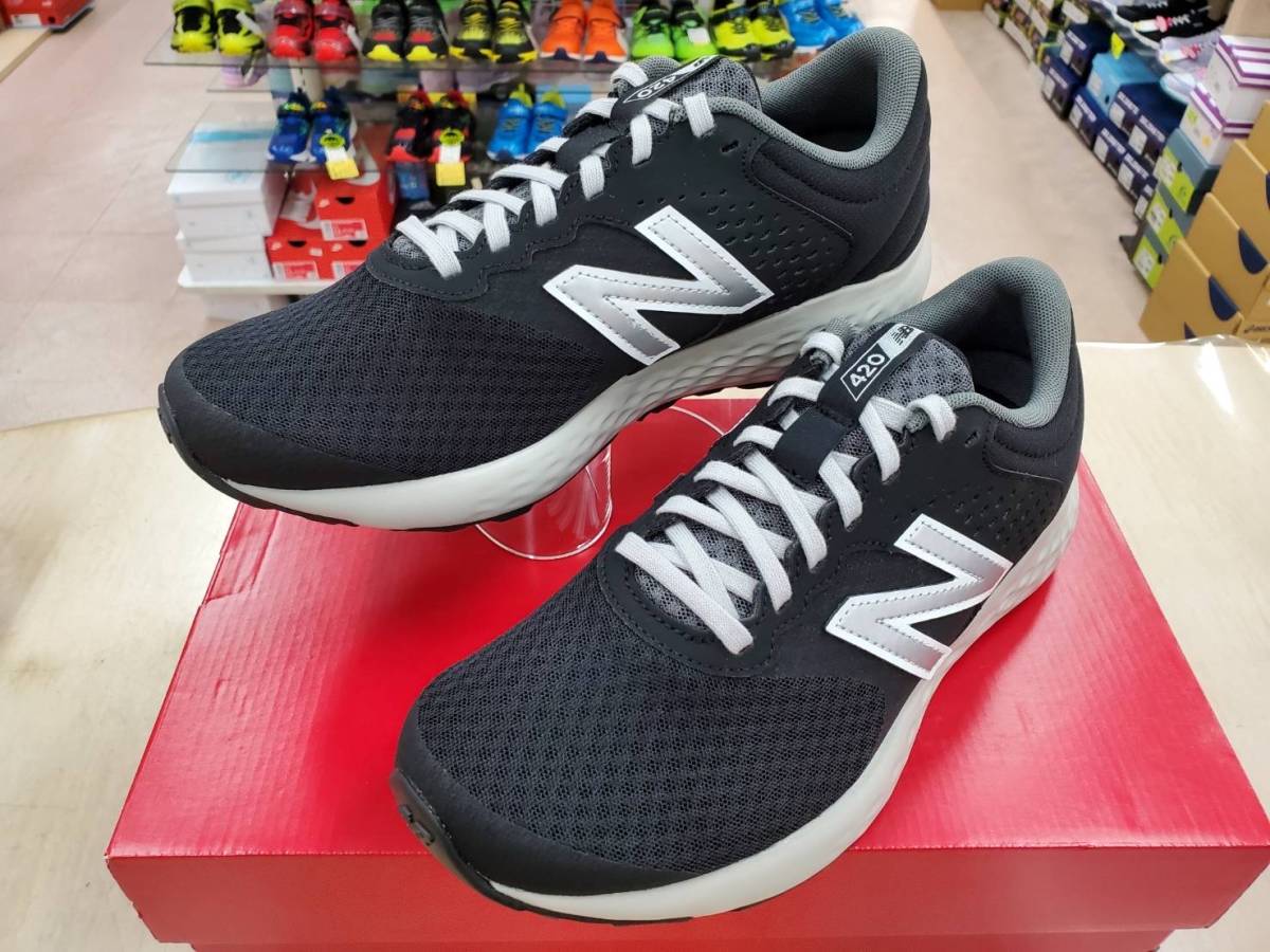 新品即決27.0cm★newbalanceニューバランス ME420 メンズ ランニングシュース★4E幅 ウォーキング カジュアル 人気モデル！普段履きにも◎