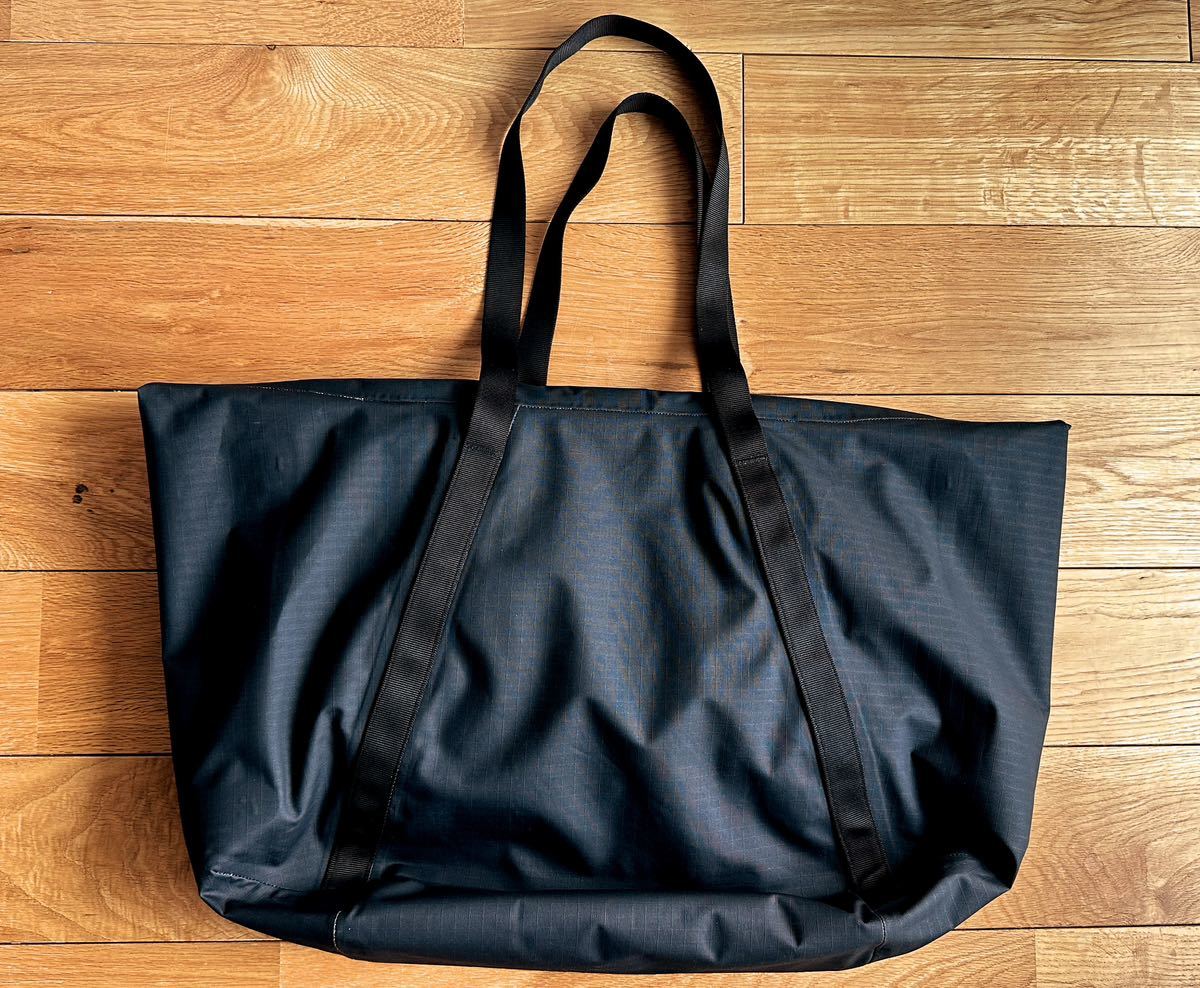 [2023 S/S domestic regular new goods ]ARC\'TERYX GRANVILLE 30 CARRYALL Black Arc'teryx gran vi ru30 Carry all bag waterproof black 