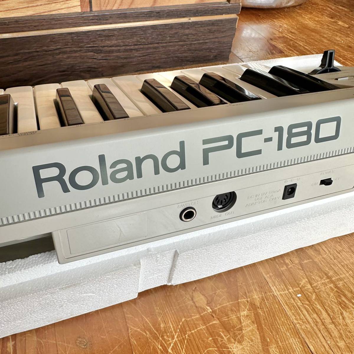 送料無料 Roland MIDIキーボードコントローラー PC-180_画像8