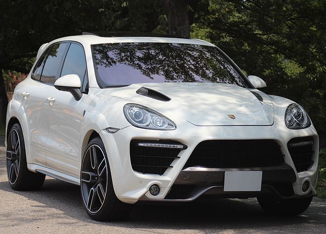 *11y/ Porsche Cayenne turbo / white /CARACTERE Complete / aero /22AW/ black leather /HDD navi / panorama roof!!