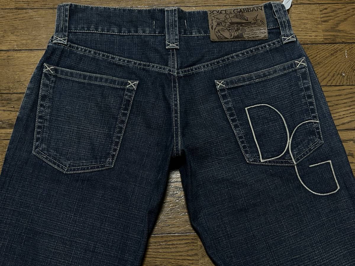 ※DOLCE＆GABBANA ドルチェ＆ガッバーナ WDP50 ロゴ刺繍 デニムパンツ 未裾直 濃いめインディゴ イタリア製 44 　　　　　　 BJBC.G_画像3