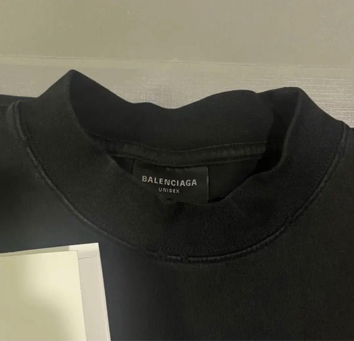 BALENCIAGA Be different t シャツ