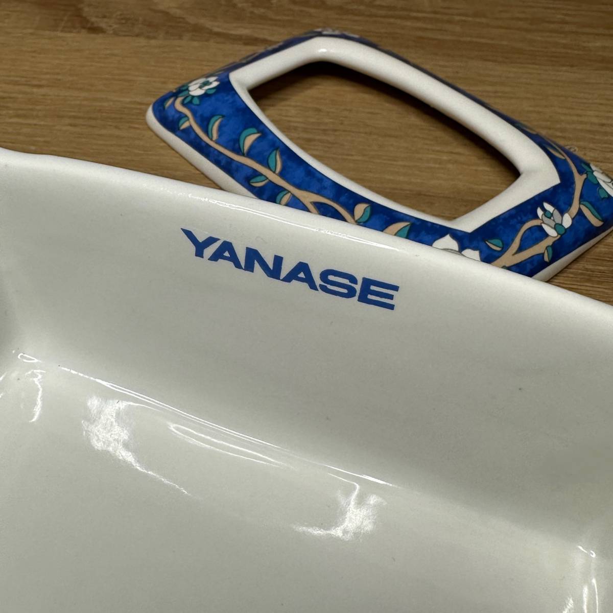 　★全国宅急便送料無料★ YANASE販促品 陶器製 ポケットティッシュ ホルダー USED 美品 ノベルティ ヤナセ ディーラー ベンツ_画像4