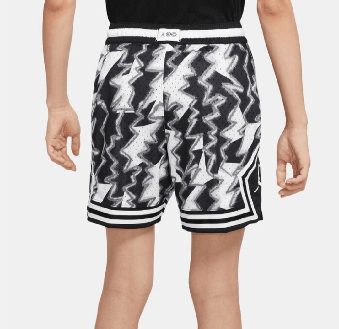 新品/未使用【ジョーダンJordanハーフパンツXLバスケットパンツ 新品/未使用【ジョーダンJordanハーフパンツXLバスケットパンツ