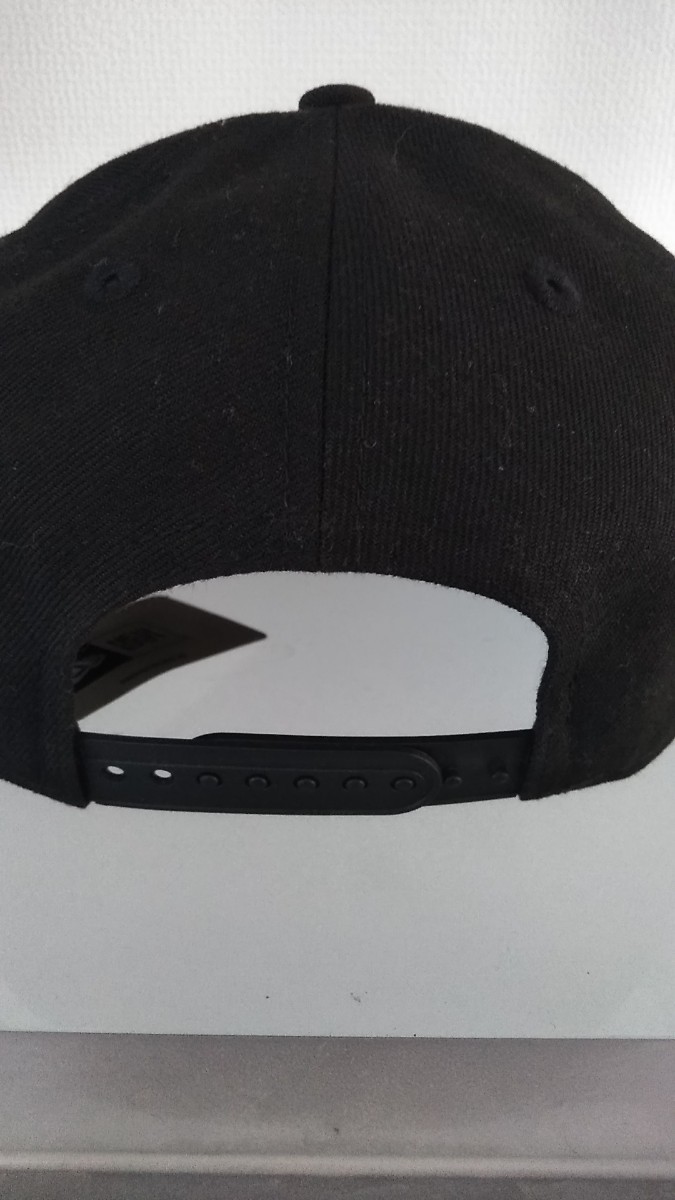 NEWERA 59FIFTY low profile snapbackcapニューエラ キャップ帽子 新品未使用100%本物キースへリングコラボ限定 タグ付き 黒 送料無料_画像4