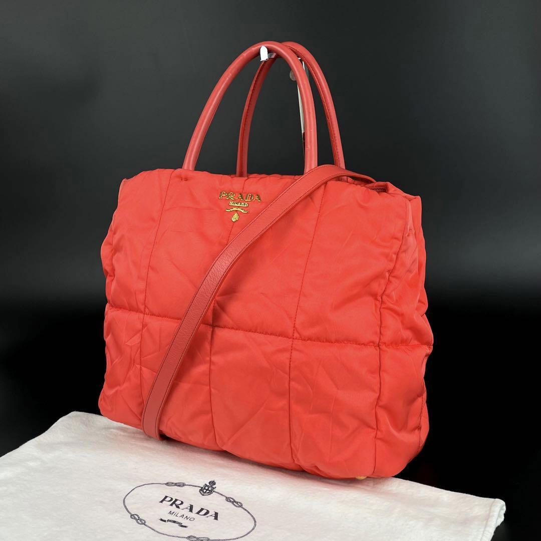 1円【極美品】PRADA プラダ ハンドバッグ 2way ボンバー 三角ロゴプレート ショルダーバッグ ゴールド金具 キルティング テスート ナイロン_画像2