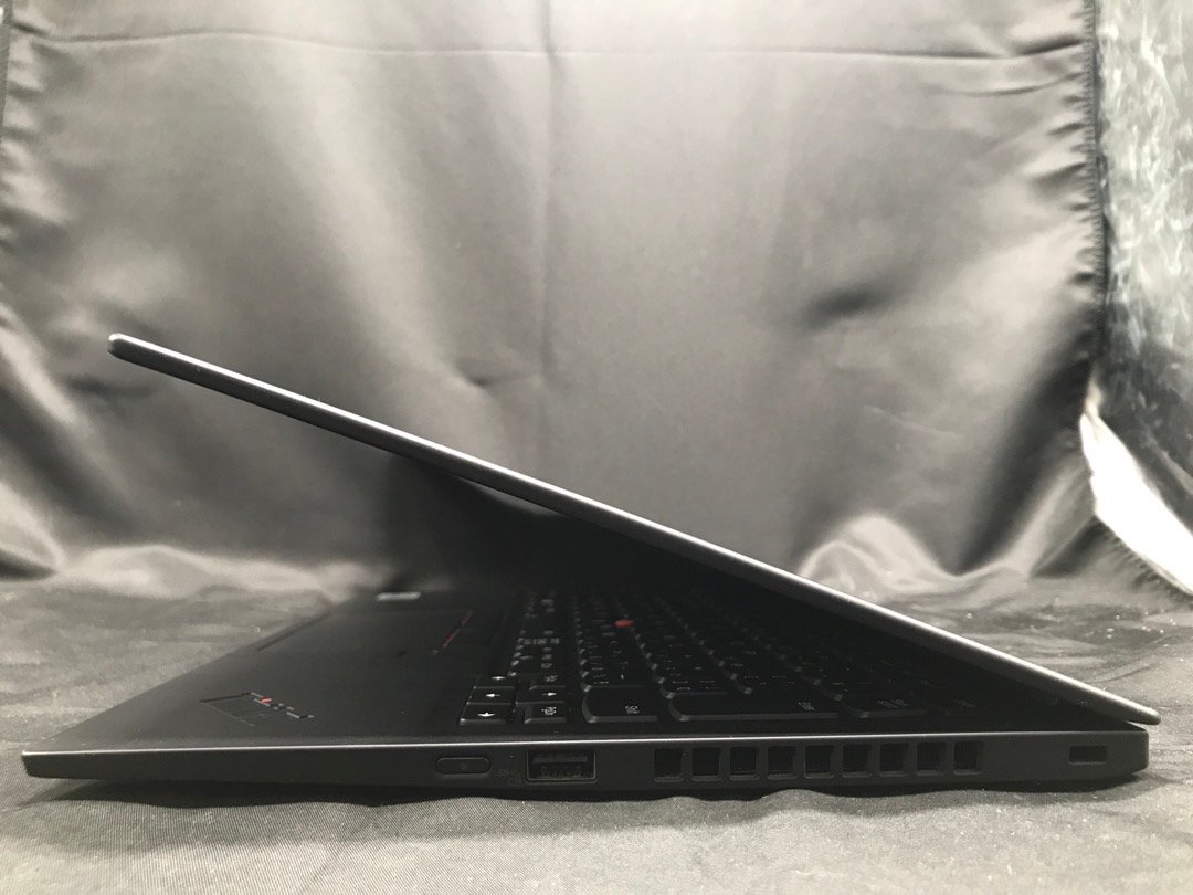 Lenovo】ThinkPad X1 Carbon 20UAS14800 Corei5-10210U 8GB SSD256GB