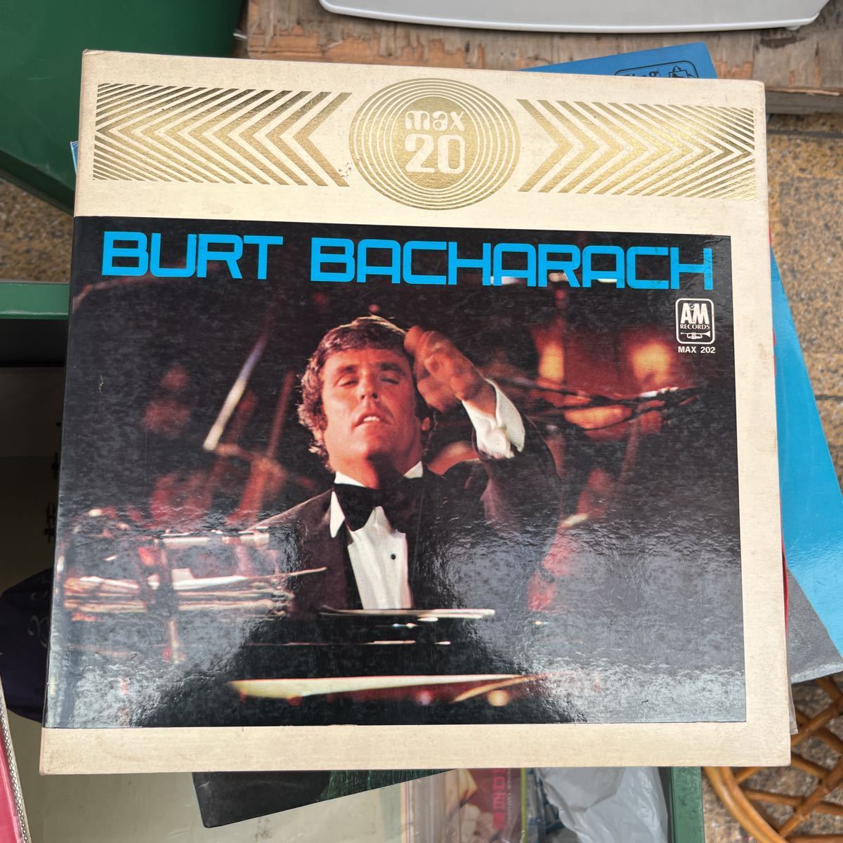 レコード　BURT BACHARACH 「MAX20」　バート・バカラック指揮のオーケストラ_画像1
