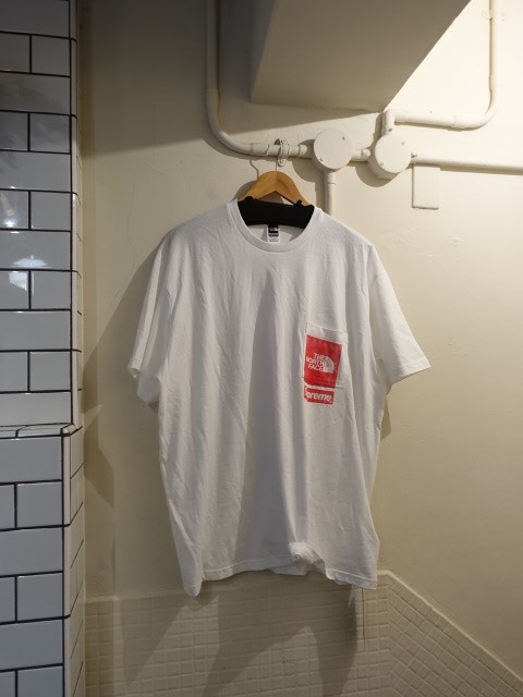 Ｓupreme × ザ　ノースフェイス　Tシャツ　未使用　23SS 2023SS NT02309I サイズXL　 _画像1