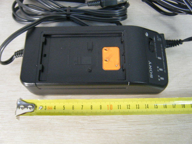 ２す６◇SONY AC-S15 充電器 ビデオカメラ用 ACアダプター◇送料520円