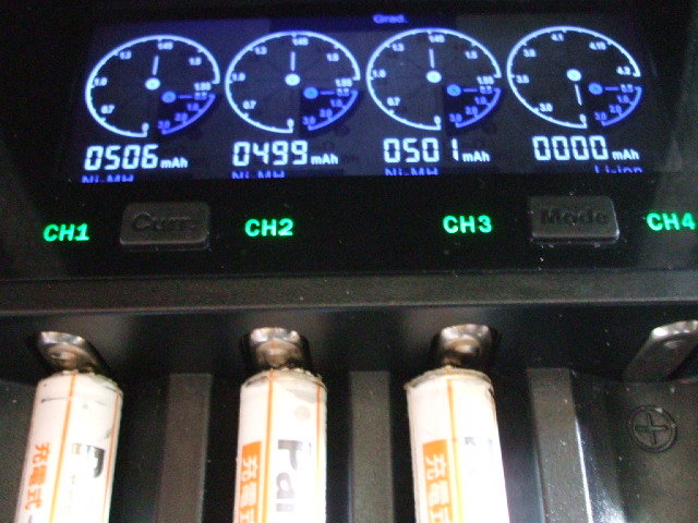 送料210円～　SANYO eneloop 急速充電器 NC-TGR01BK+単4形電池 3本おまけ付き ジャンク_画像7